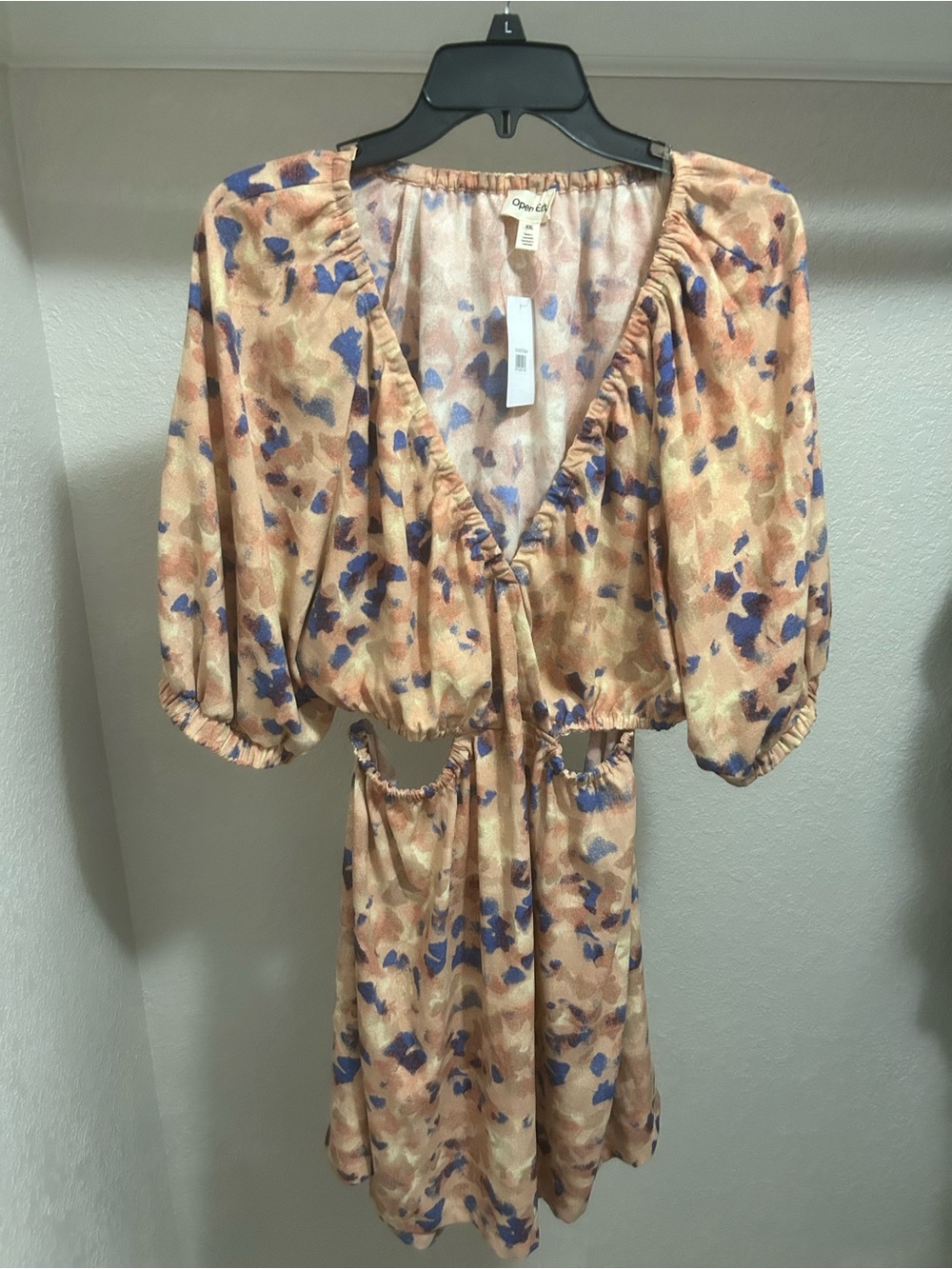 ๐Peach/Navy Blue Floral Dress ๐